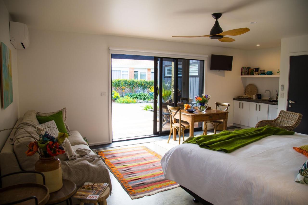 Bed and Breakfast Seagrass Studio Тайруа Экстерьер фото
